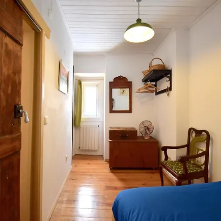 Apartment Alfama Bright, Chill & Cozy *