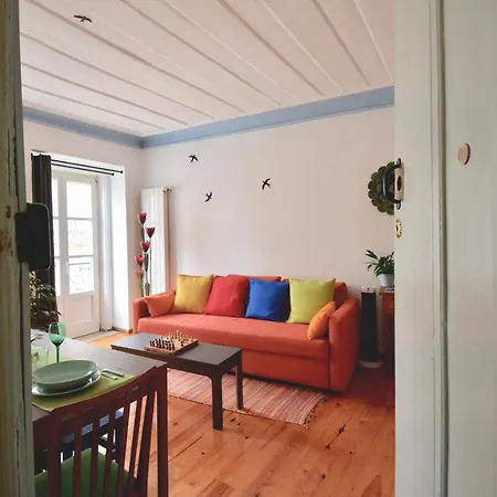 Apartment Alfama Bright, Chill & Cozy Lisbon